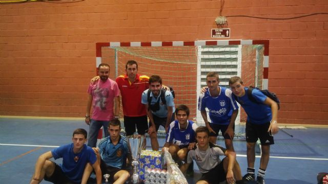 El equipo KB1 se proclama campeón en la I Liga Local de Fútbol Sala de Barracas