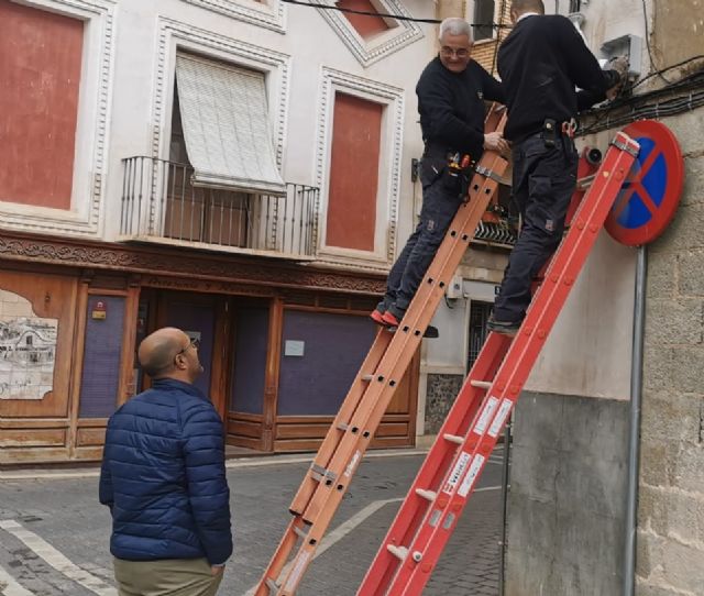 El Ayuntamiento de Cehegín refuerza la seguridad ciudadana con la instalación de cámaras en la Calle Ginés de Paco