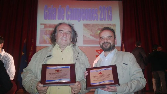 La Federación de Automovilismo reconoce la labor del Ayuntamiento de Cehegín y de Protección Civil local