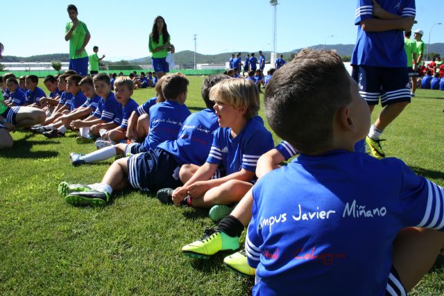 El II Campus de Fútbol Javier Miñano comienza con 160 alumnos de varias provincias