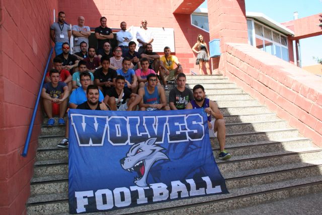 El Cehegín Wolves comienza la temporada con un nuevo entrenador llegado de Estados Unidos