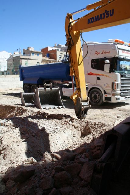 La Consejería de Educación comienza las obras de construcción de los vestuarios del IES Vega del Argos