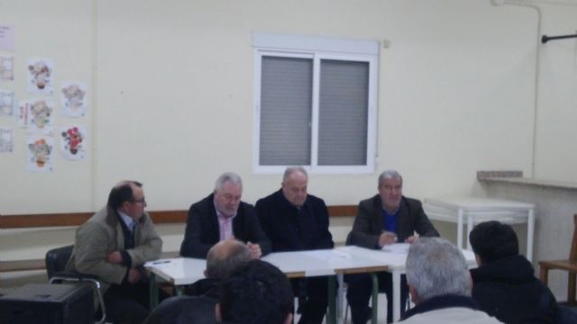 Agricultores de Canara plantean la posibilidad de crear una nueva cooperativa frutícola