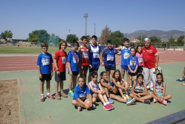 Los atletas cehegineros consiguen 17 medallas en el Campeonato Regional