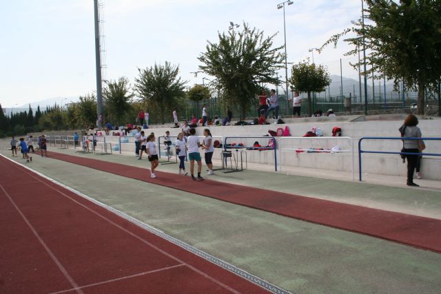 Los escolares de 3° y 4° de Primaria participan en las jornadas de atletismo