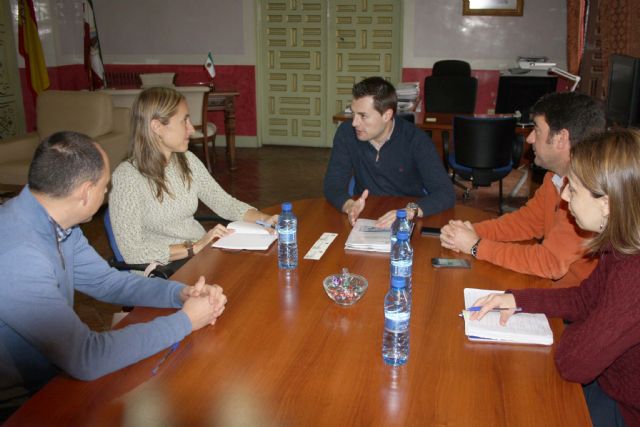 La Directora General de Energía y Actividad Industrial y Minera visita Cehegín para conocer la realidad industrial del municipio