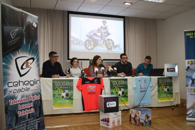 Un partido solidario de fútbol servirá para recoger alimentos para las familias necesitadas - 2016