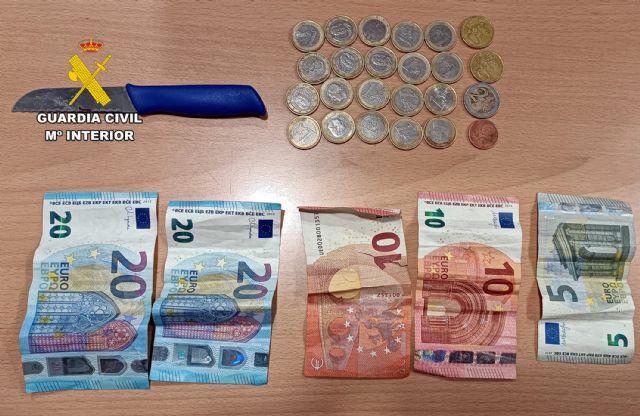La Guardia Civil detiene al presunto autor de un robo con intimidación en un comercio de Cehegín