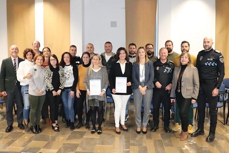 La alcaldesa clausura el curso sobre mediación en conflictos