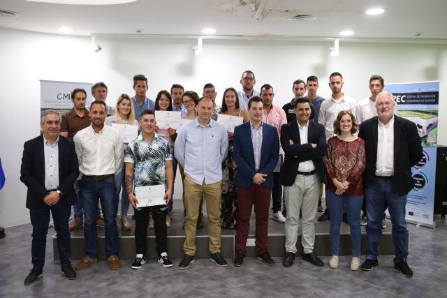 El SEF forma a una quincena de jóvenes de Cehegín para trabajar en el sector de la jardinería