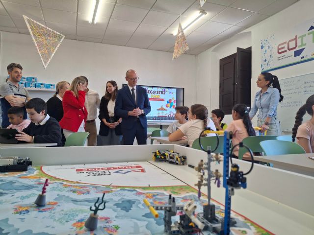 Un proyecto educativo sumerge al CEIP Ciudad de Begastri de Cehegín en un ´parque de atracciones´
