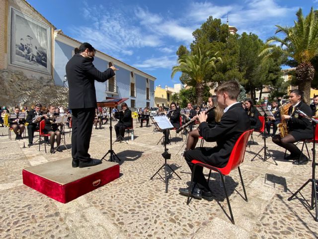 Cehegín concede las Medallas de Oro de la Ciudad a la Sociedad Musical de Cehegín y a su Director Rafael González García