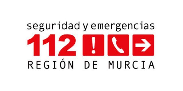Servicios de emergencia extinguen fuego agrícola en Cehegín