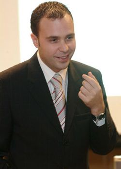 El prestigioso sumiller ceheginero, Pedro Martínez, será el pregonero de las Fiestas Patronales 2016