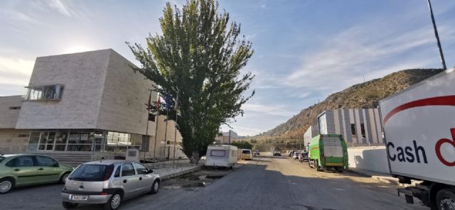 El Ayuntamiento  de Cehegín dota de infraestructura el polígono del Matadero   para la instalación de fibra óptica