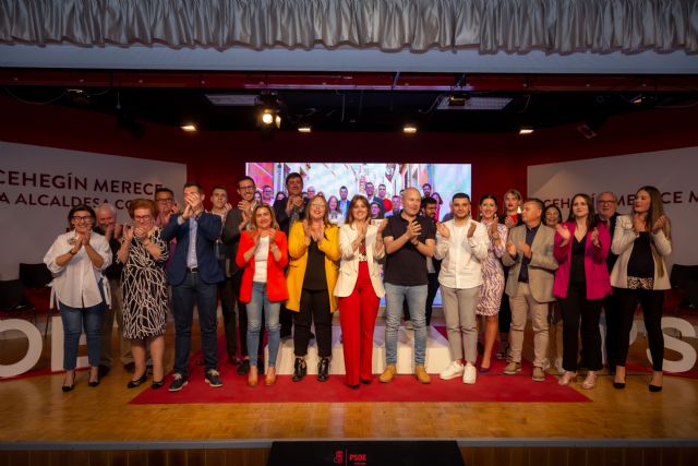 Maravillas Fernández presenta la candidatura del PSOE de Cehegín a las elecciones municipales