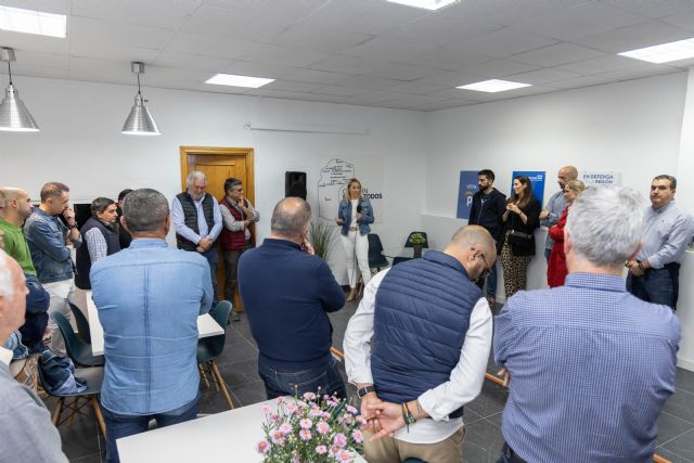 El PP de Cehegín inaugura la Oficina de la Candidata
