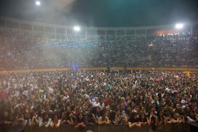 Danny Romero, Xriz, Calum, Modestia Aparte y Chimo Bayo, en  el cartel del Festibando 2016