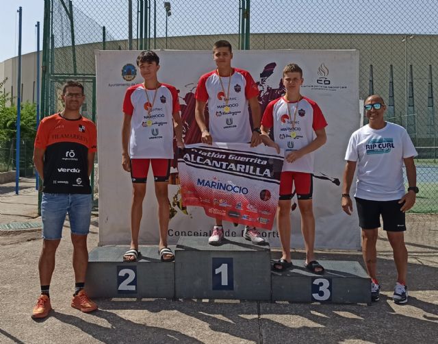 Cehegín reúne a cien deportistas en su XI Acuatlón de Menores