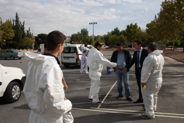 Diez personas se forman en técnicas de pintura y decoración gracias a un curso organizado por la Concejalía de Desarrollo Local