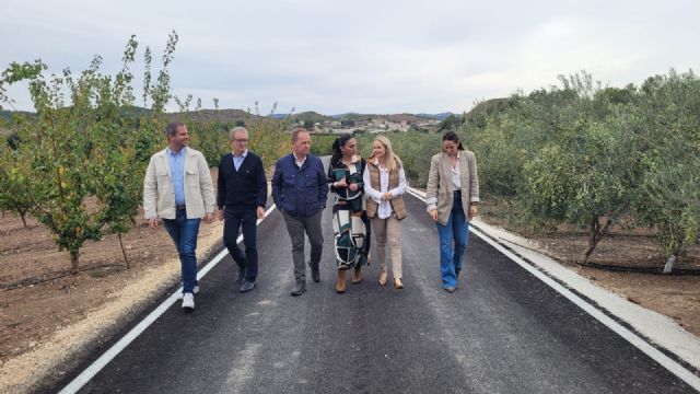 La Comunidad concluye las obras de mejora de la accesibilidad y seguridad del camino rural de la Fuente de Juan González en Cehegín