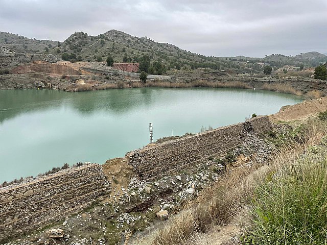La CHS restaura parte del río Argos
