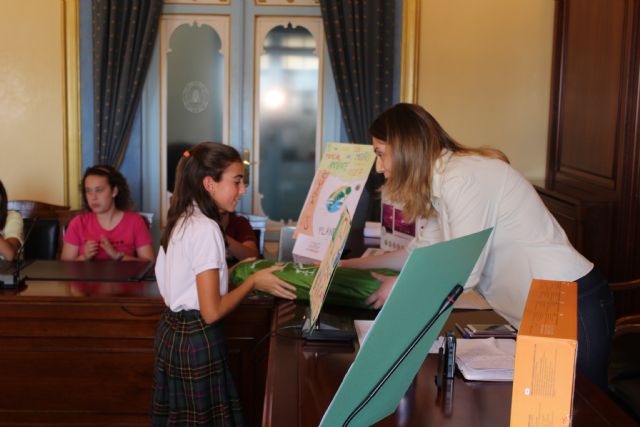 Entregados los premios del VIII Concurso Escolar de Carteles del Día Mundial del Medio Ambiente