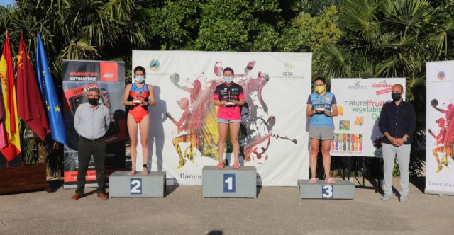 Bienvenido Ballester y Celia Ruiz ganan en Cehegín