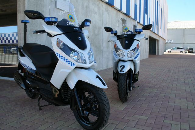 La Policía Local sustituye dos motos antiguas para mejorar la operatividad y ahorrar costes económicos
