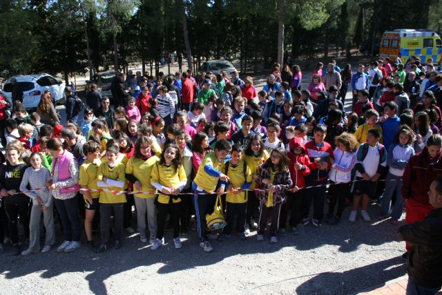 Unos 400 niños han participado en la Final Regional de Orientación en la Sierra de Burete