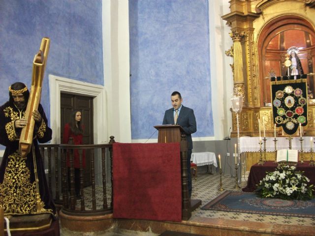 El Santo Sepulcro protagoniza el cartel anunciador de la Semana Santa de Cehegín 2015