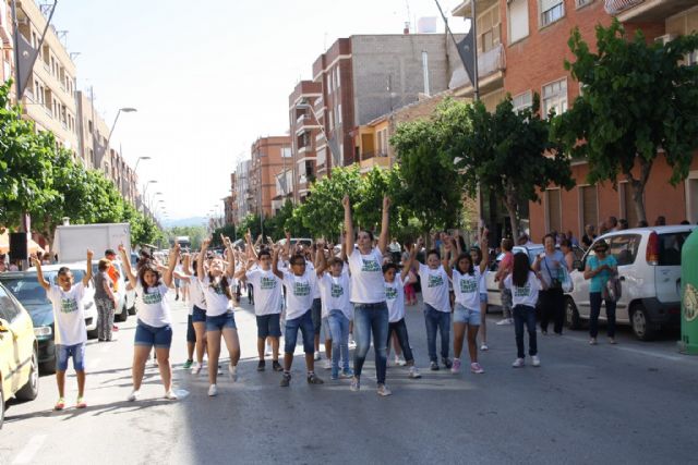 Escolares de Cehegín celebran con un 'flashmob' el Día Mundial del Medio Ambiente