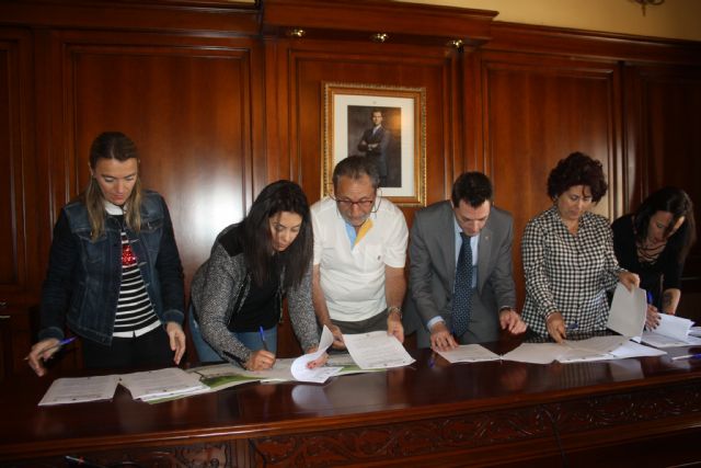 Los Centros Escolares se adhieren al proyecto, 'Mi cole ahorra con energía', impulsado por el Ayuntamiento de Cehegín