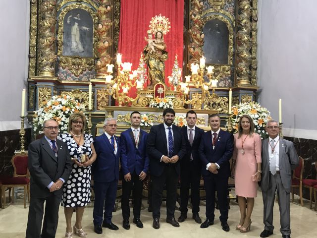 López Miras asiste a la misa en honor a la Virgen de las Maravillas, patrona de Cehegín