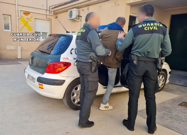 La Guardia Civil localiza y detiene al presunto autor de un apuñalamiento en Cehegín