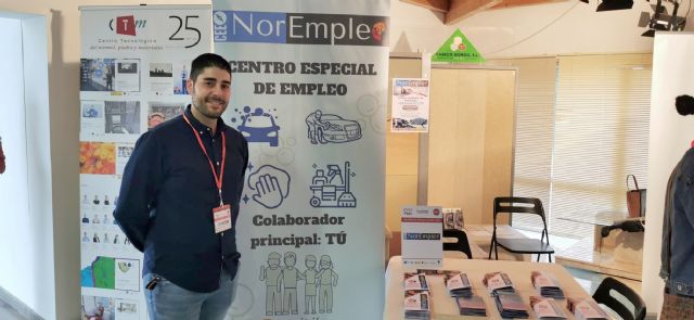 Más de 400 jóvenes participan en la VIII Feria de Empleo PICE celebrada en Cehegín