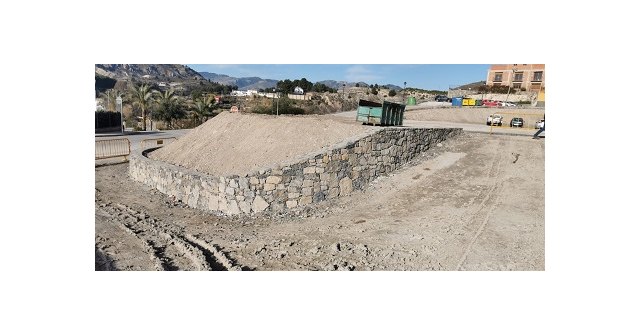 La concejalía de Obras y Servicios sigue acondicionado el “Huerto Ródenas” para mejorar la imagen de nuestro Casco Antiguo