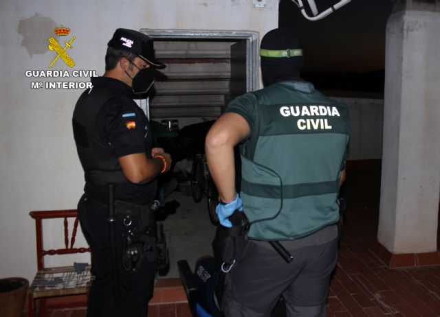 La Guardia Civil desmantela un punto de venta de drogas en Cehegín